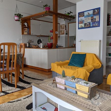 Luxurious Sea View Apartment 피레아스 외부 사진